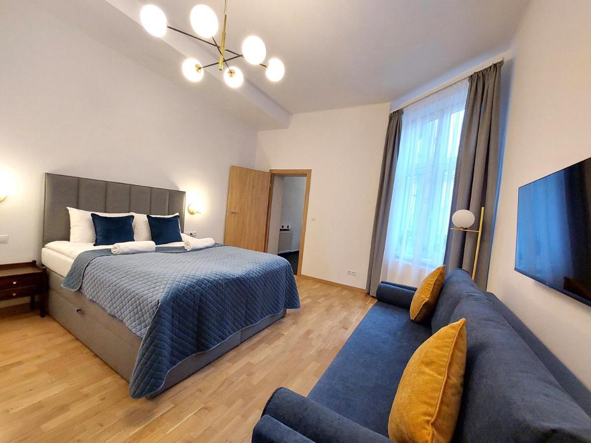 Unique Style Apartments Old Town - 25 Min From The Airport - By Homelike Krakow Dış mekan fotoğraf