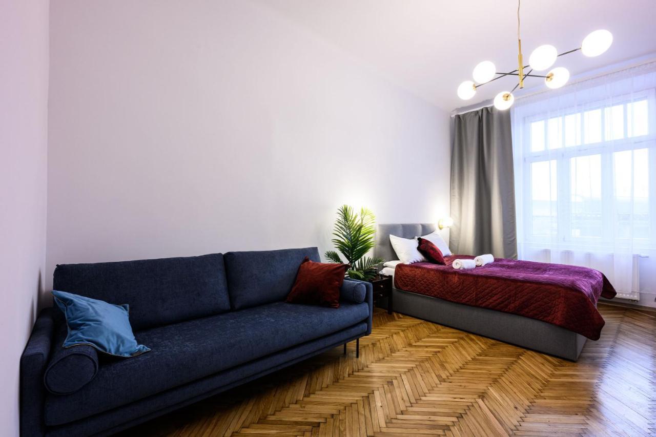 Unique Style Apartments Old Town - 25 Min From The Airport - By Homelike Krakow Dış mekan fotoğraf