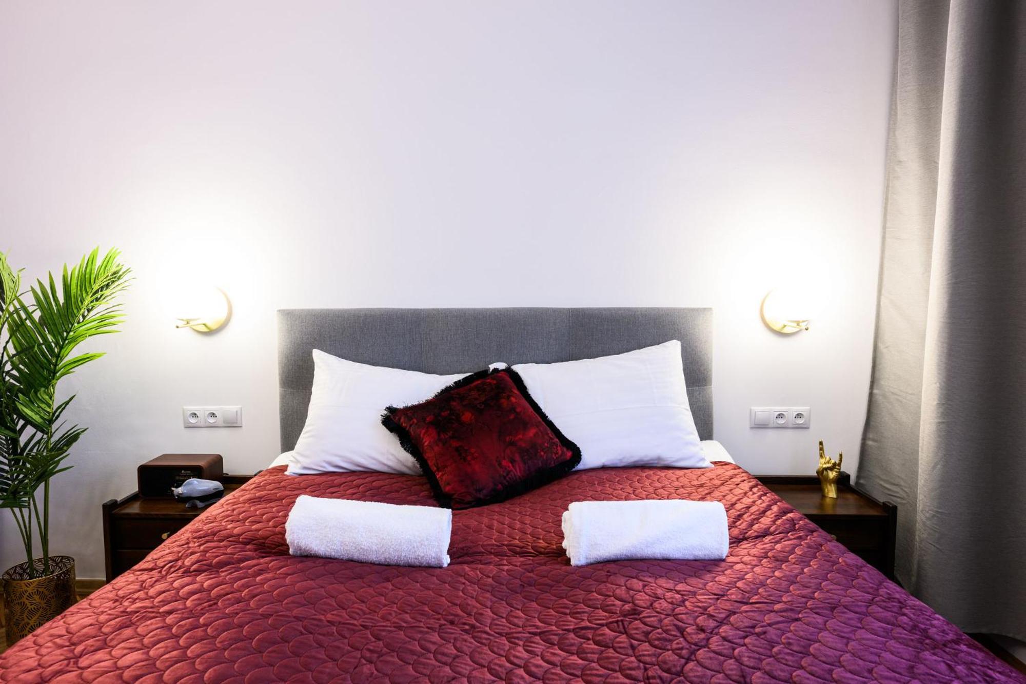 Unique Style Apartments Old Town - 25 Min From The Airport - By Homelike Krakow Dış mekan fotoğraf