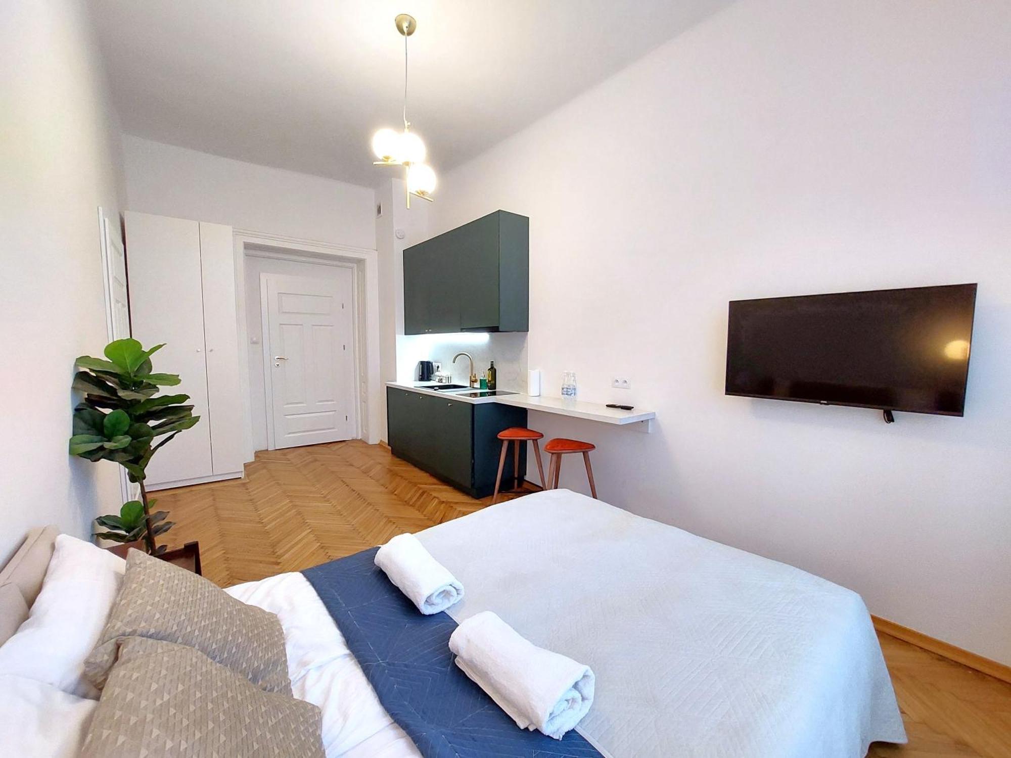 Unique Style Apartments Old Town - 25 Min From The Airport - By Homelike Krakow Dış mekan fotoğraf