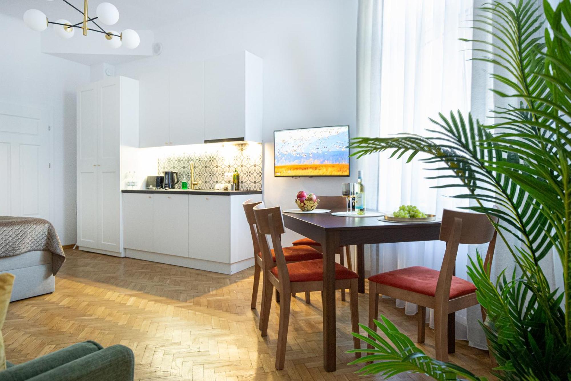 Unique Style Apartments Old Town - 25 Min From The Airport - By Homelike Krakow Dış mekan fotoğraf